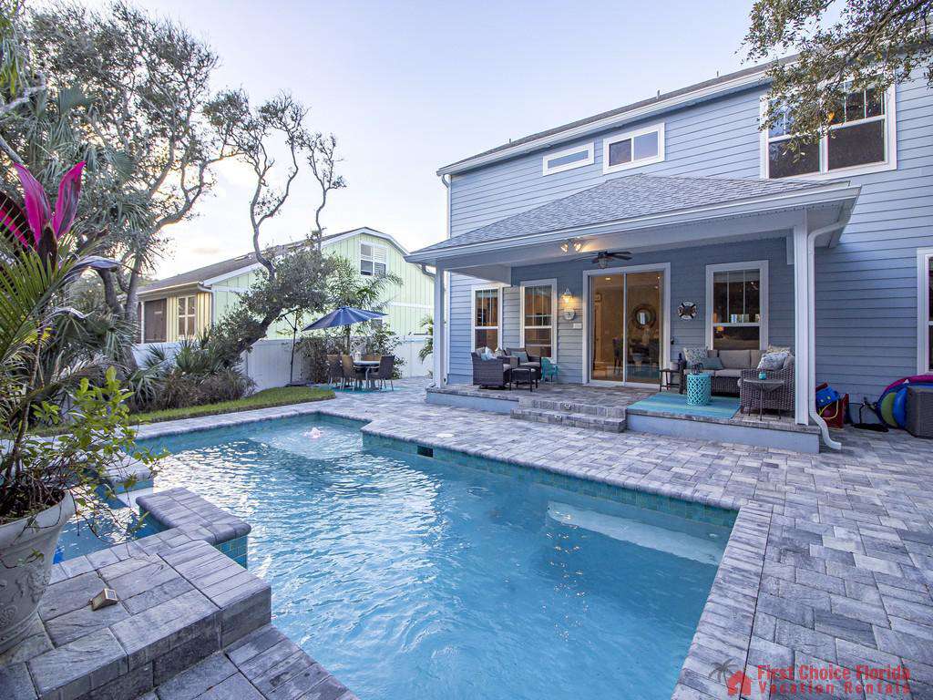 Seaside Retreat - Large Heated Pool/Hot Tub