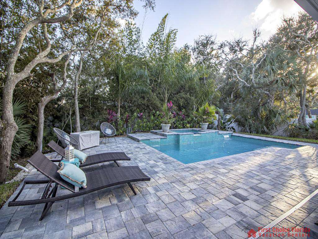 Seaside Retreat - Pool/Hot Tub