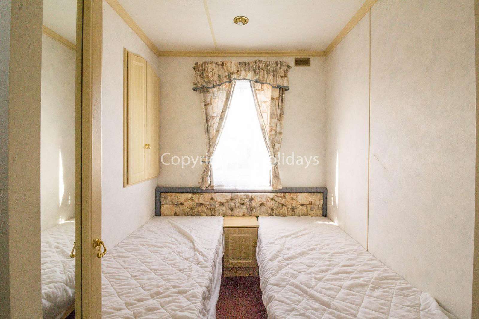 Check out our great reviews on Google for California Cliffs Holiday Park.