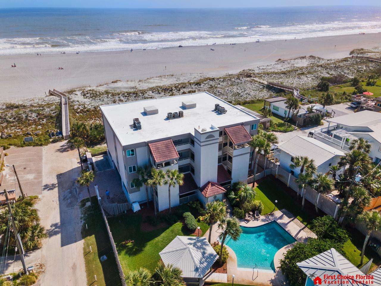 Sea Ray Shores #302 Preview 0