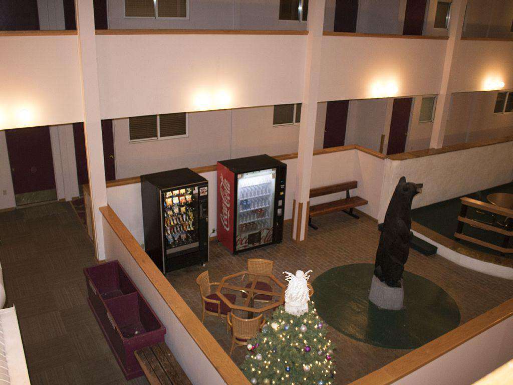 Sitting Area Lobby