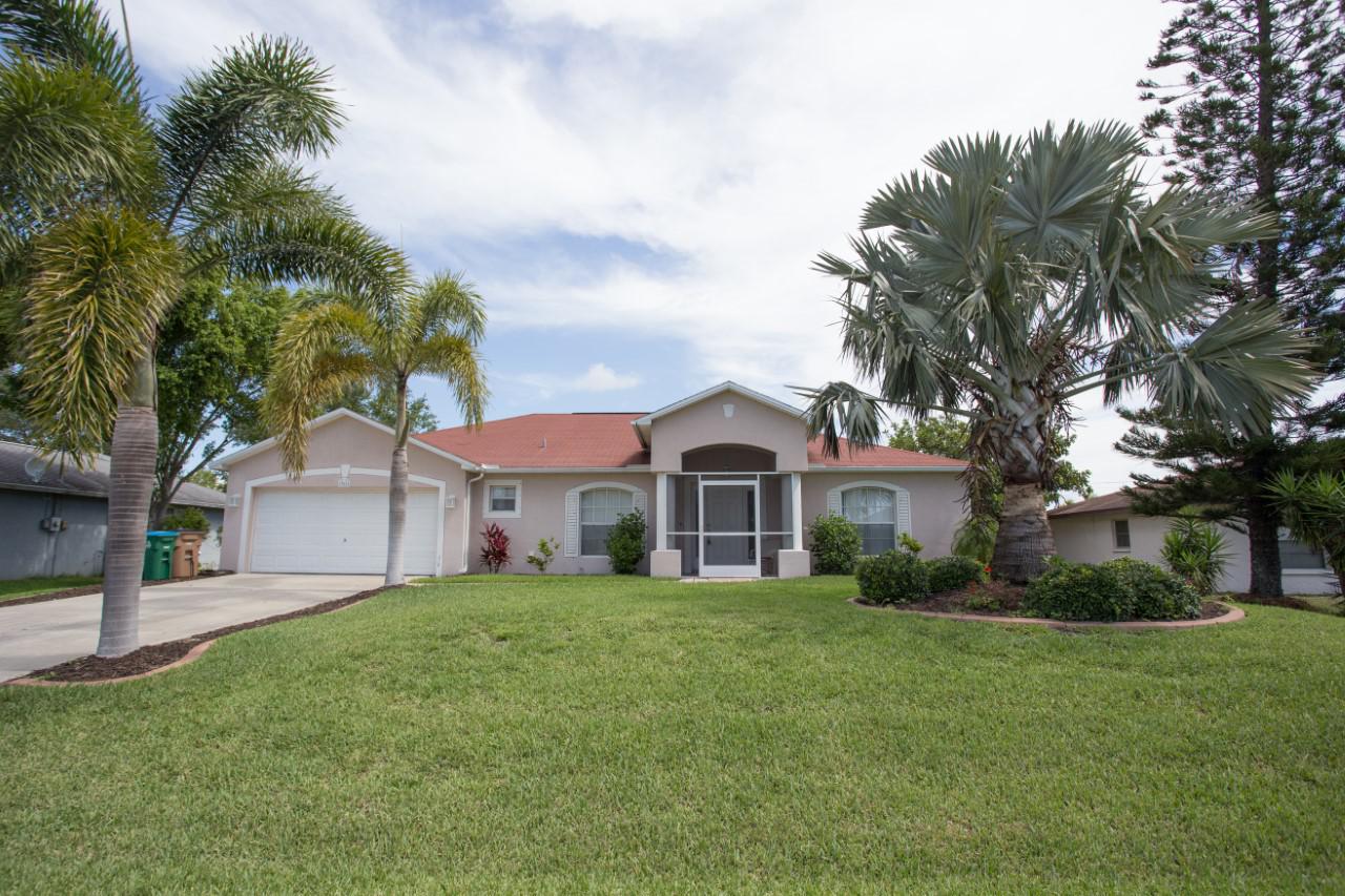 Spring Manor Sabrina Vacation Rental