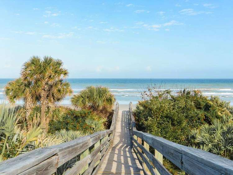 Sea Woods 1/1 Condo – 218 Preview