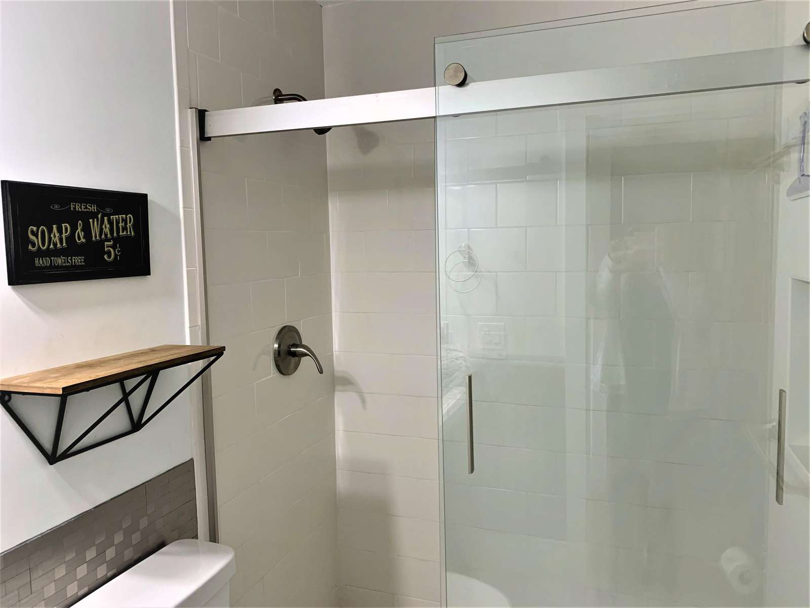New Walk-in Tiled Shower