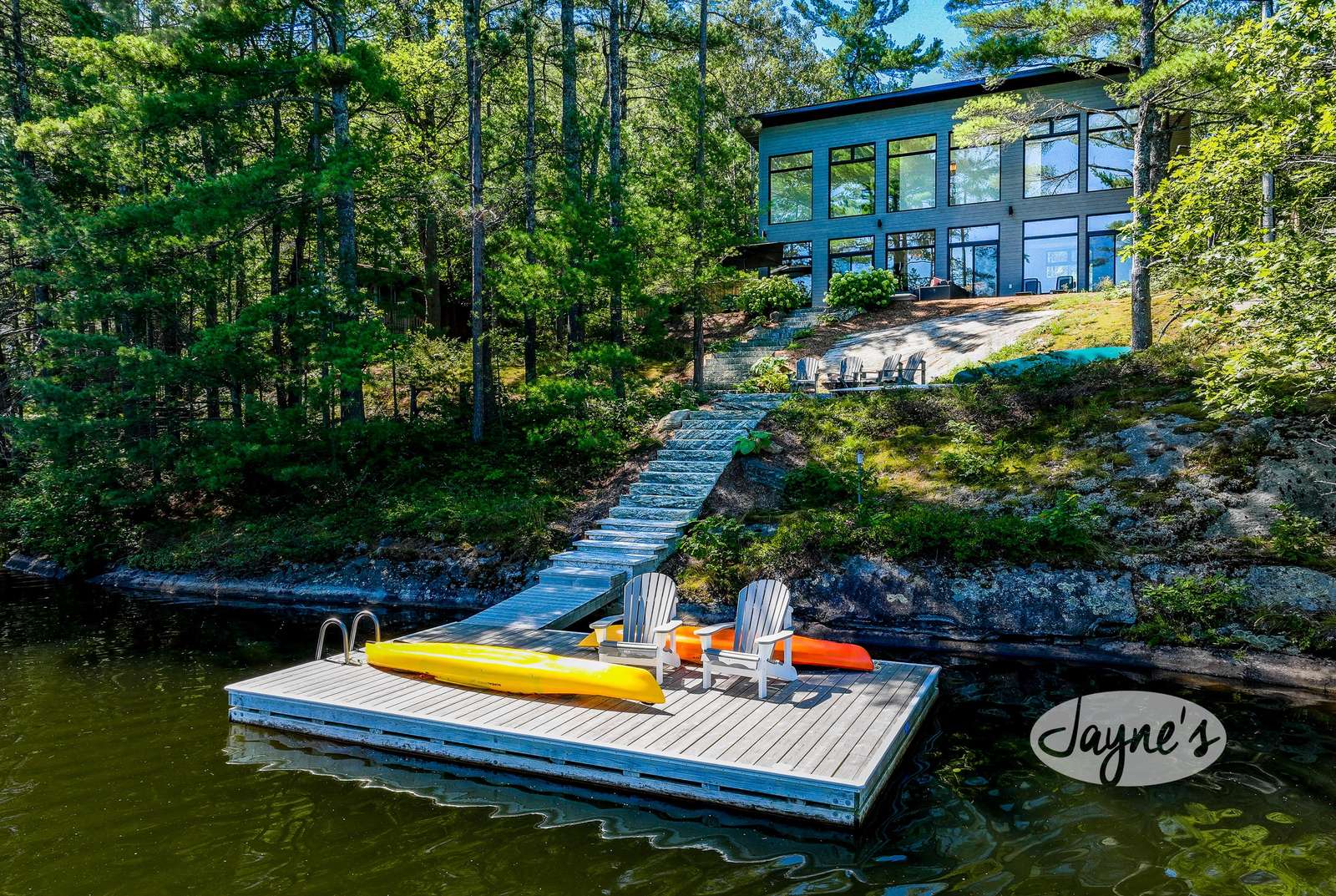 Loon Landing, Patios & Waterfront - property