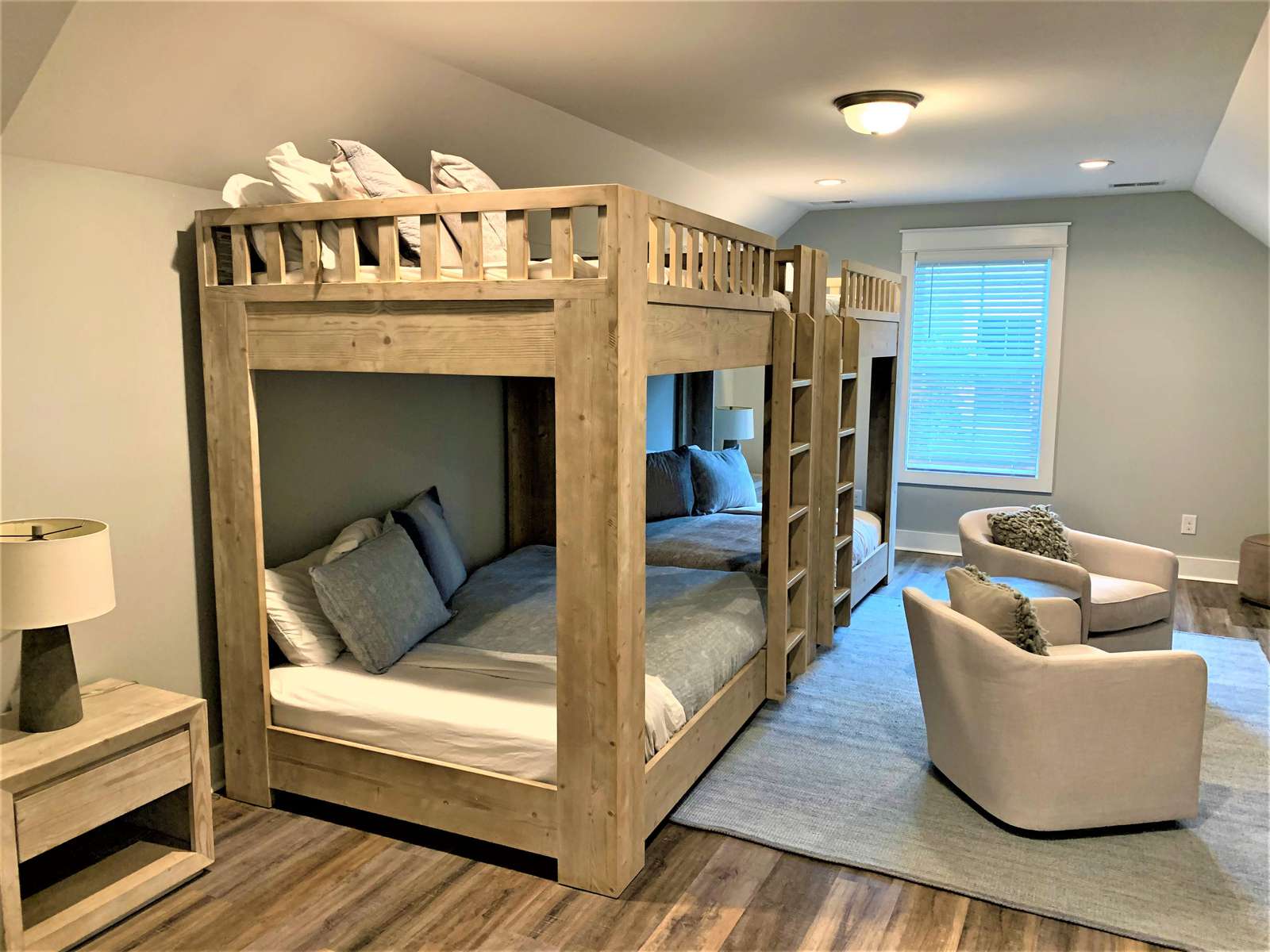 Custom Large Full Size Bund Beds