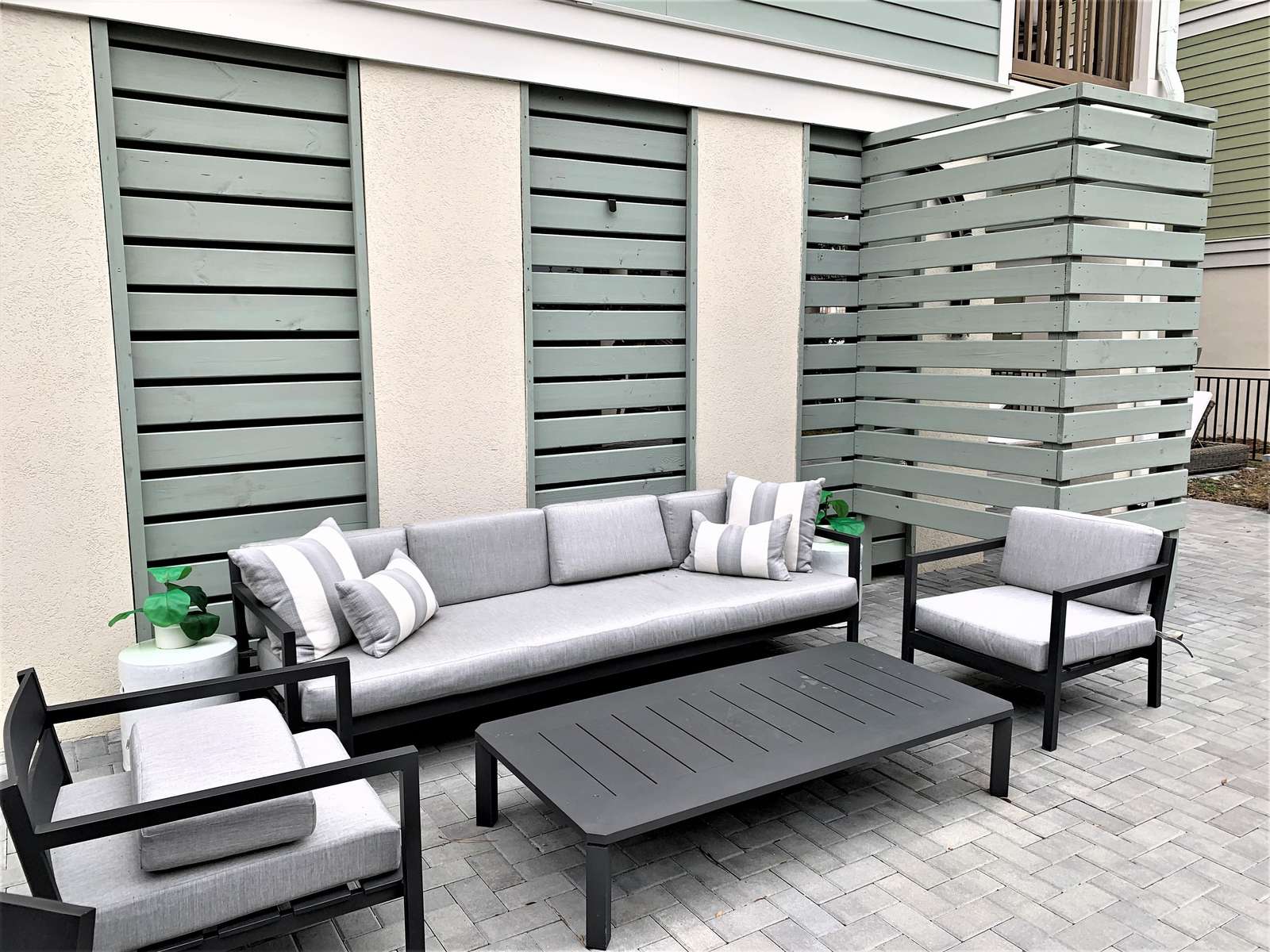 Plenty of Seating on the Patio