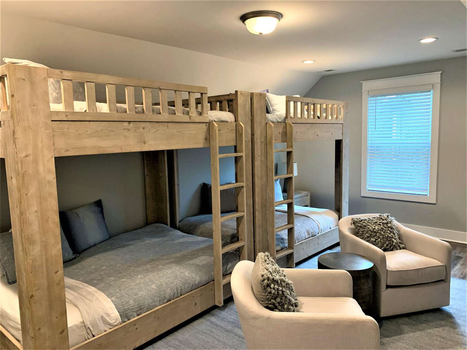 Full Size Bunk Beds can Sleep up to 8