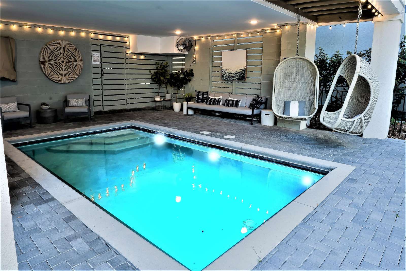 Perfect Vacation! Full Size Pool with Plenty of Room for the Family