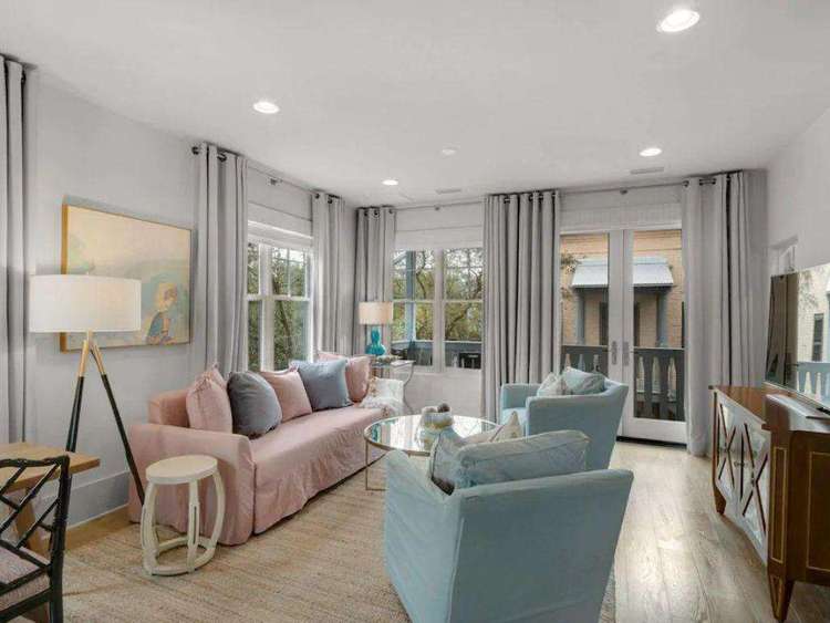 188 Round – Carriage House Preview 0