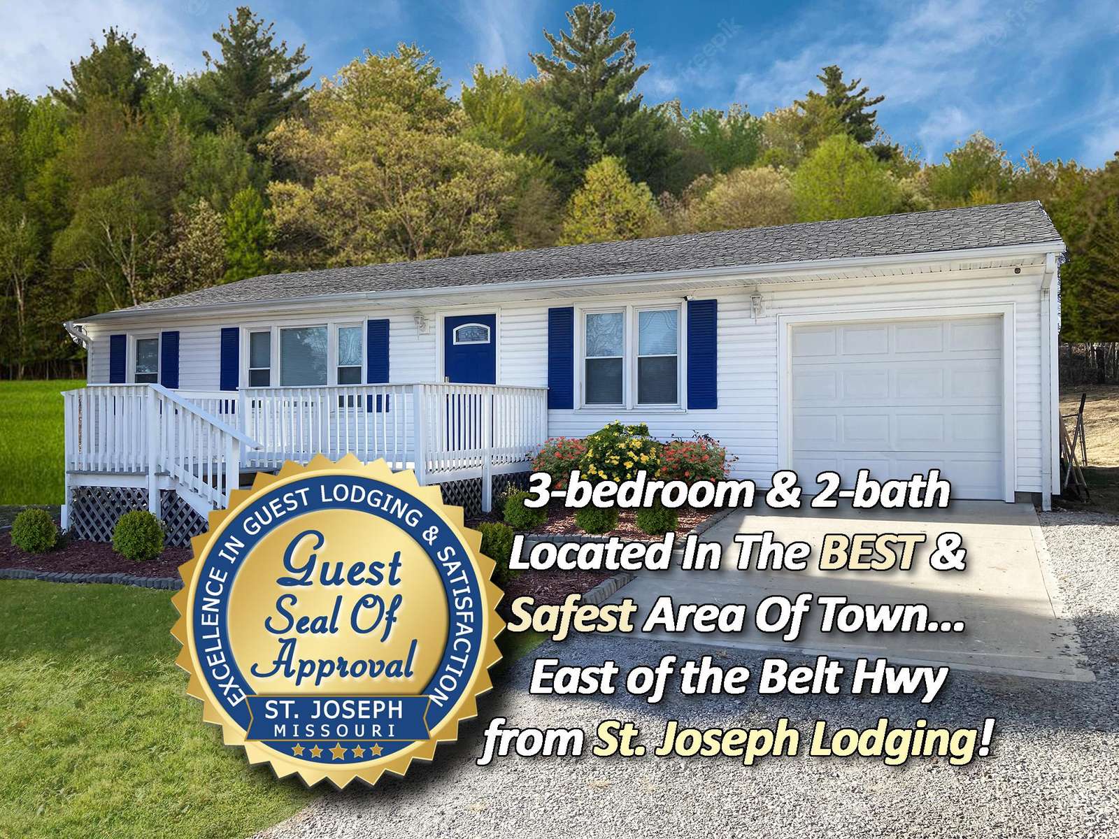 Charming 3-bedroom home with spacious porch and serene views - property