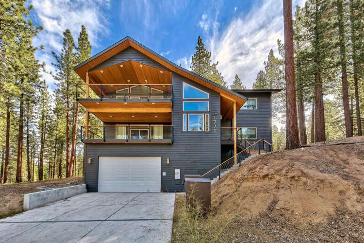 High Meadow Luxury 5BR,3BA- 8 Min to Heavenly Preview 0