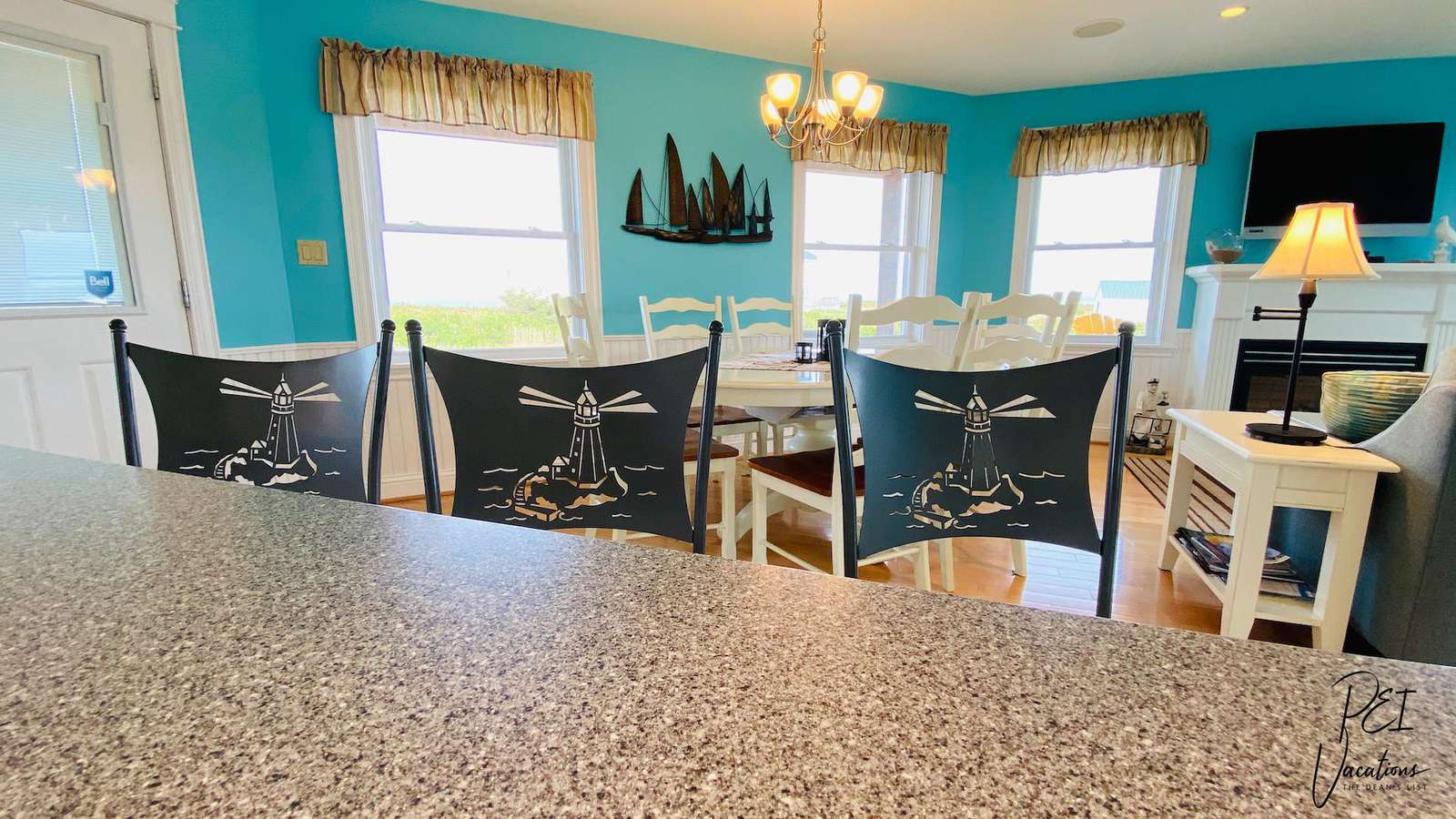 Island seats 3 more