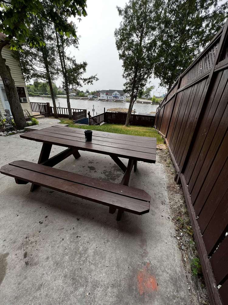 Dock Life Beach 1 - Walkout to River, 5 bdrm, 14 ppl, 3 min walk to Beach, Sauna Preview 0