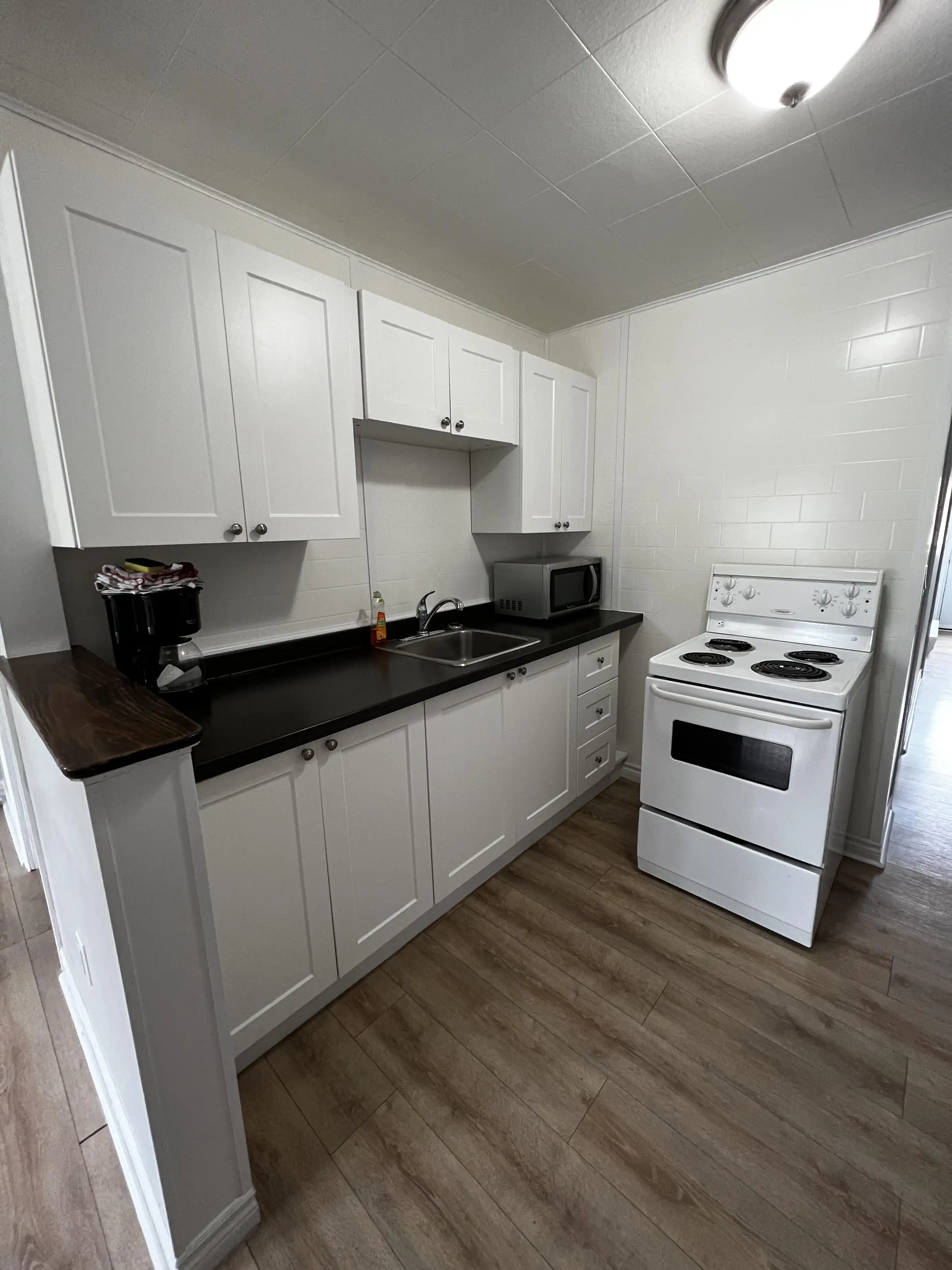 DL B1 - c 16 i082428 preview