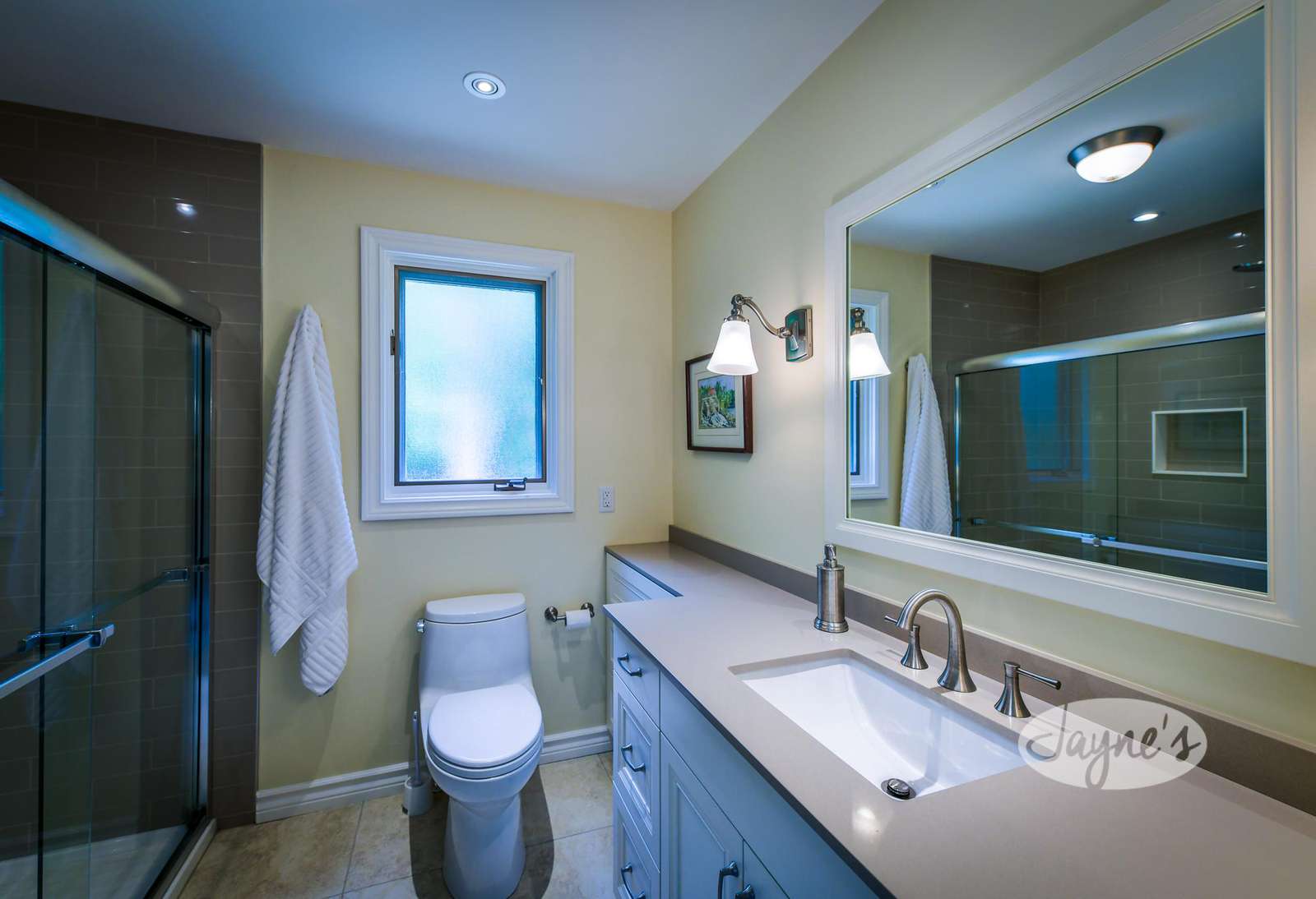 Main Level - Primary Ensuite