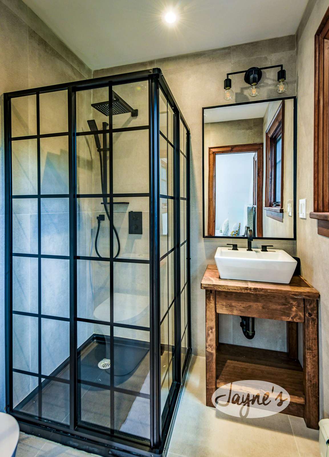 Bedroom 2 Ensuite