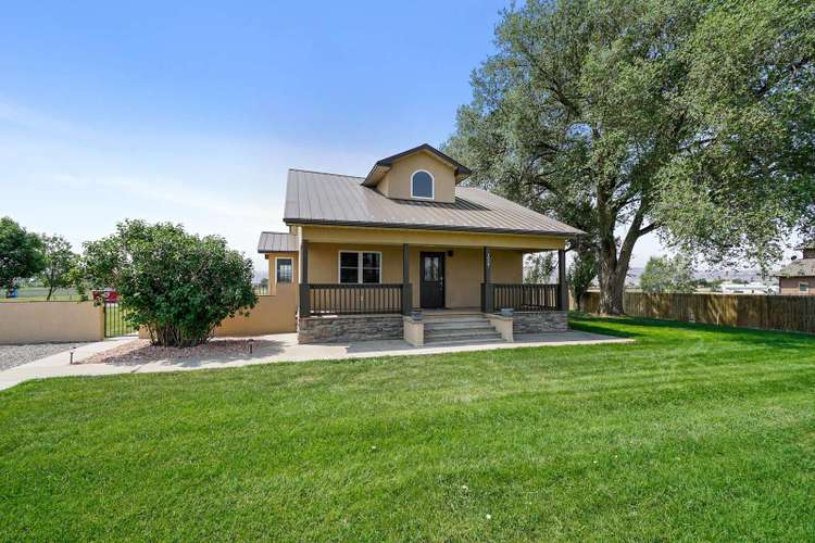 Farmhouse V Vacation Rental Preview 0