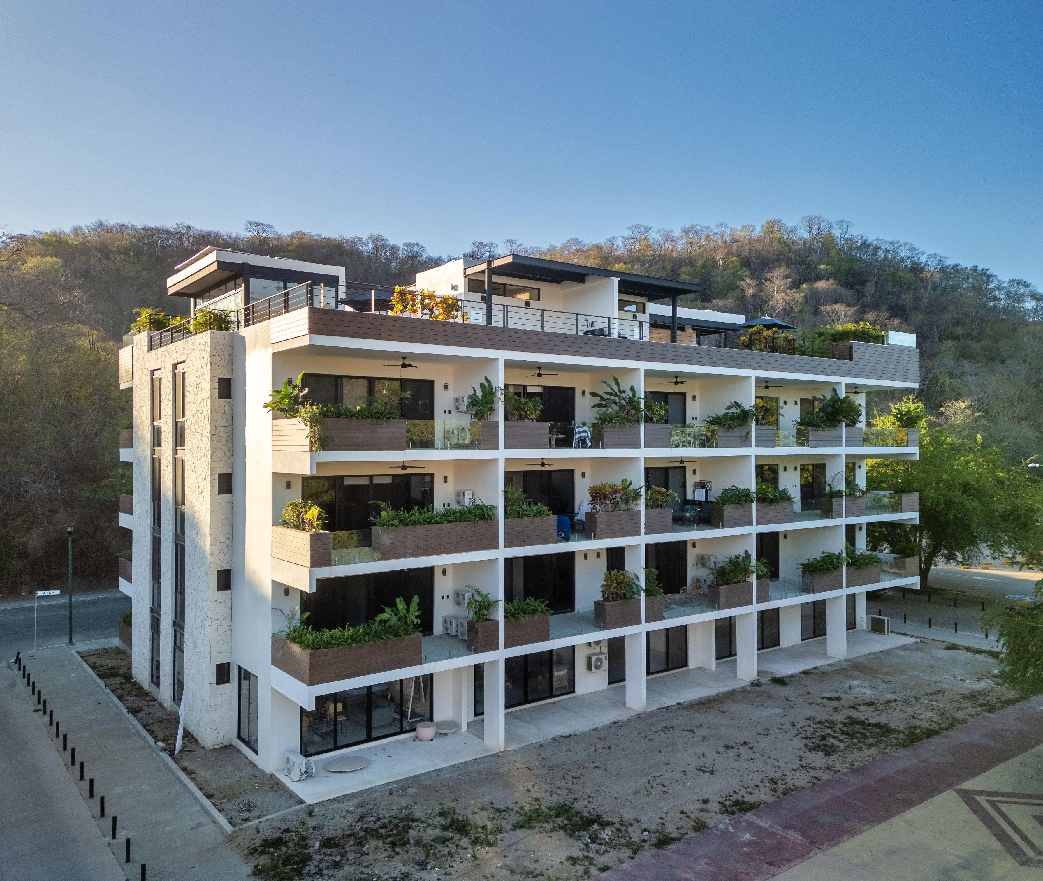 89009 – Ziba Condos & Suites | Bayside Vacations