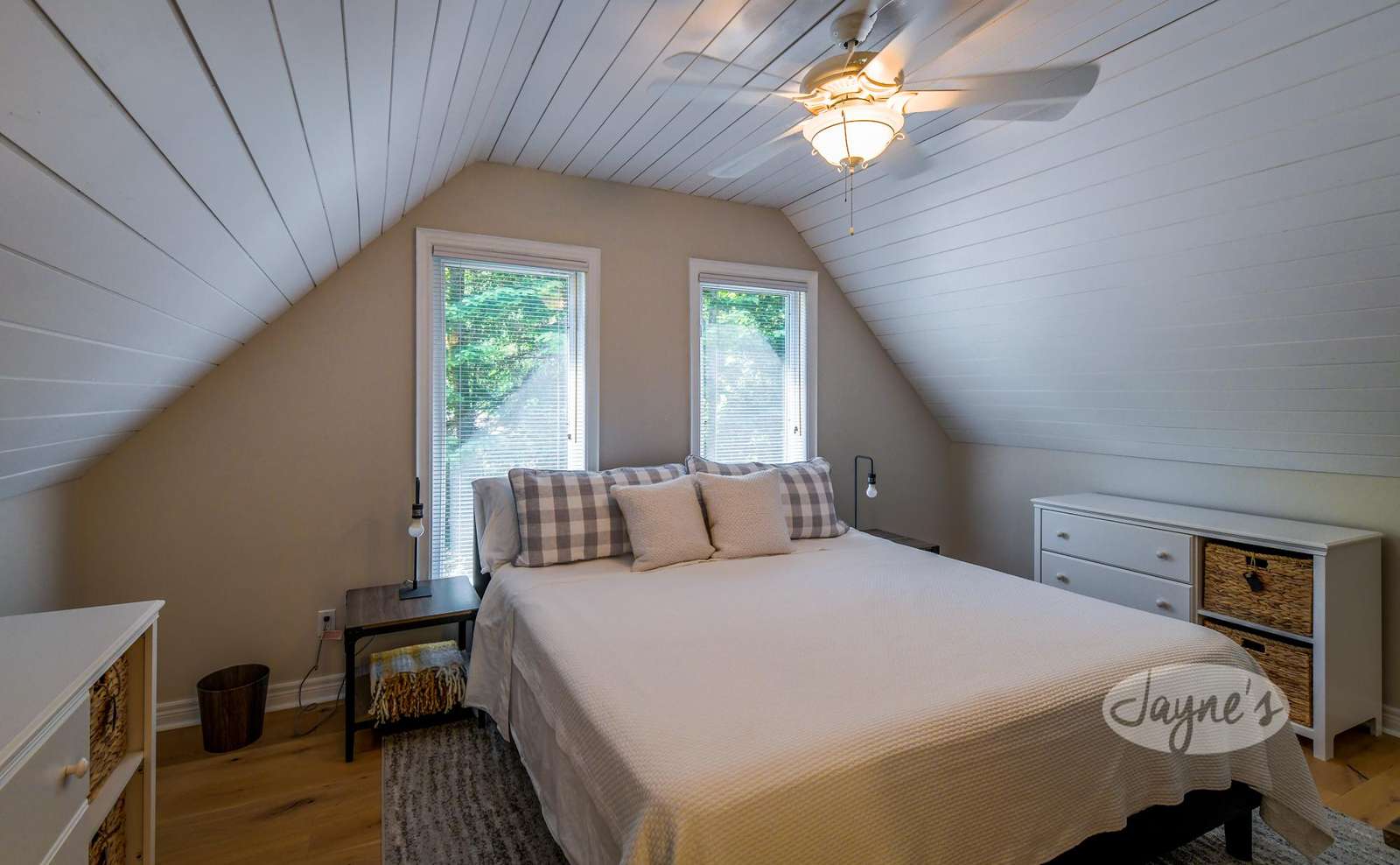 Upper Level - Primary Bedroom 3