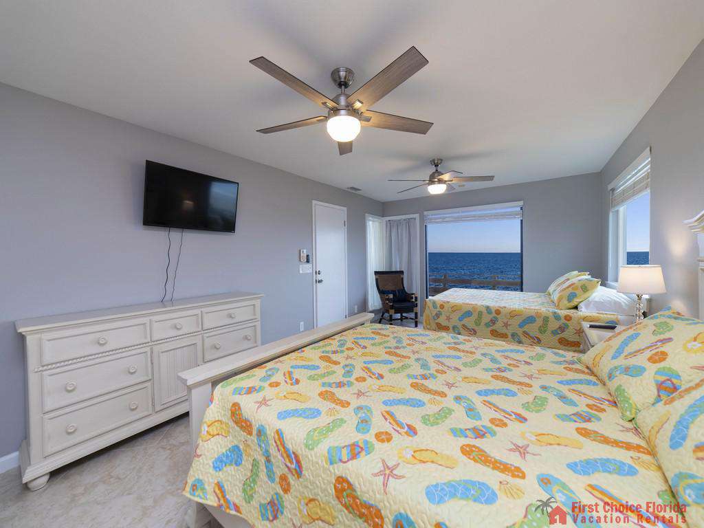Sea Renity Guest Bedroom with TV