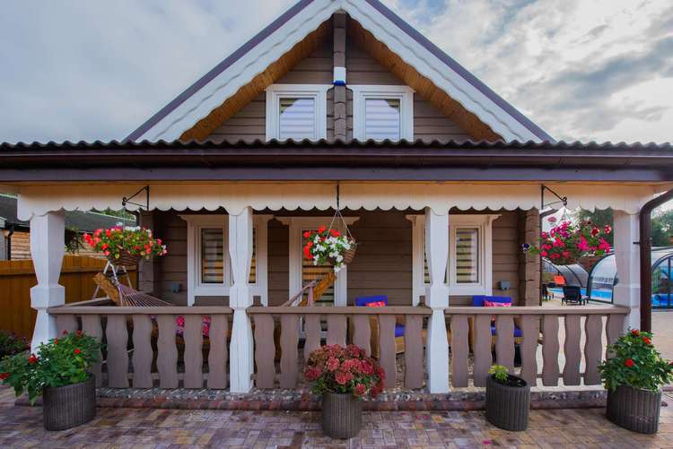 34079A – Dana Lodge, 14 berth villa with private pool & two hot tubs at Pentney Lakes. Pearl rated. Preview 2