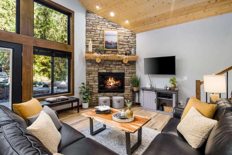 Skyline Chalet Preview 0