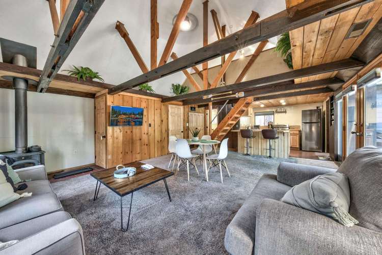 Larch Chalet- 1BR, 1BA 2 Min to Heavenly, Hot Tub Preview 0