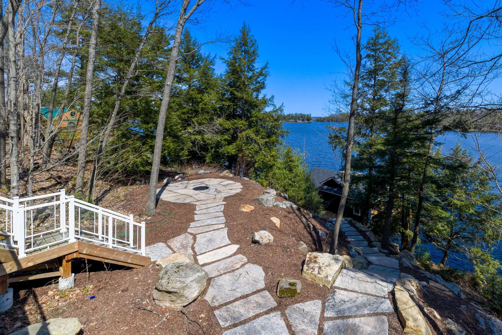 Fire Pit & Lake View