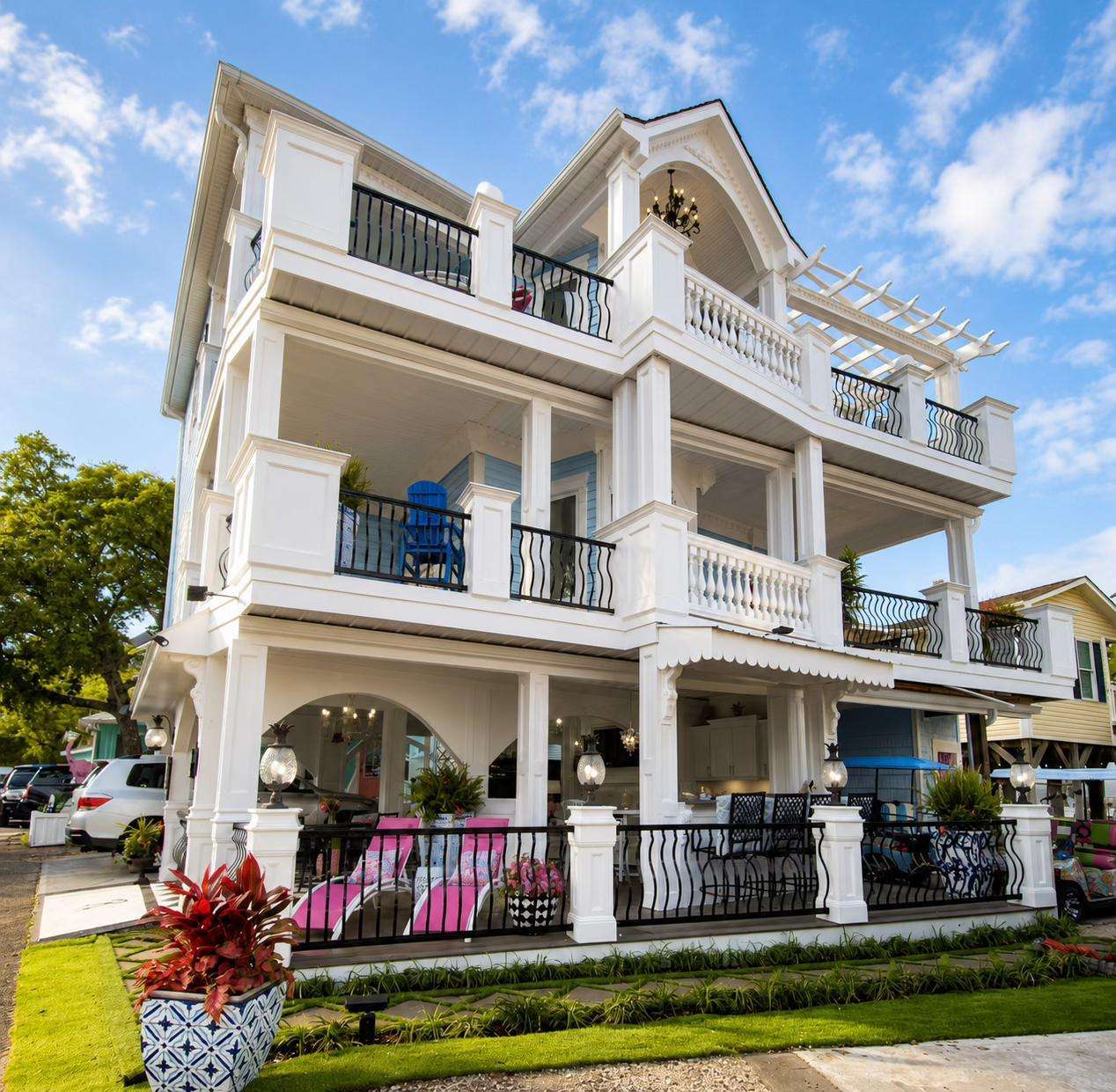 L50: The Pink Pineapple | Richeson Properties, LLC