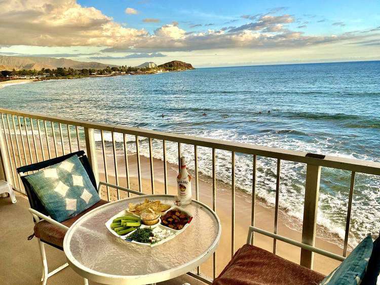 Makaha Beachfront Paradise Preview 0