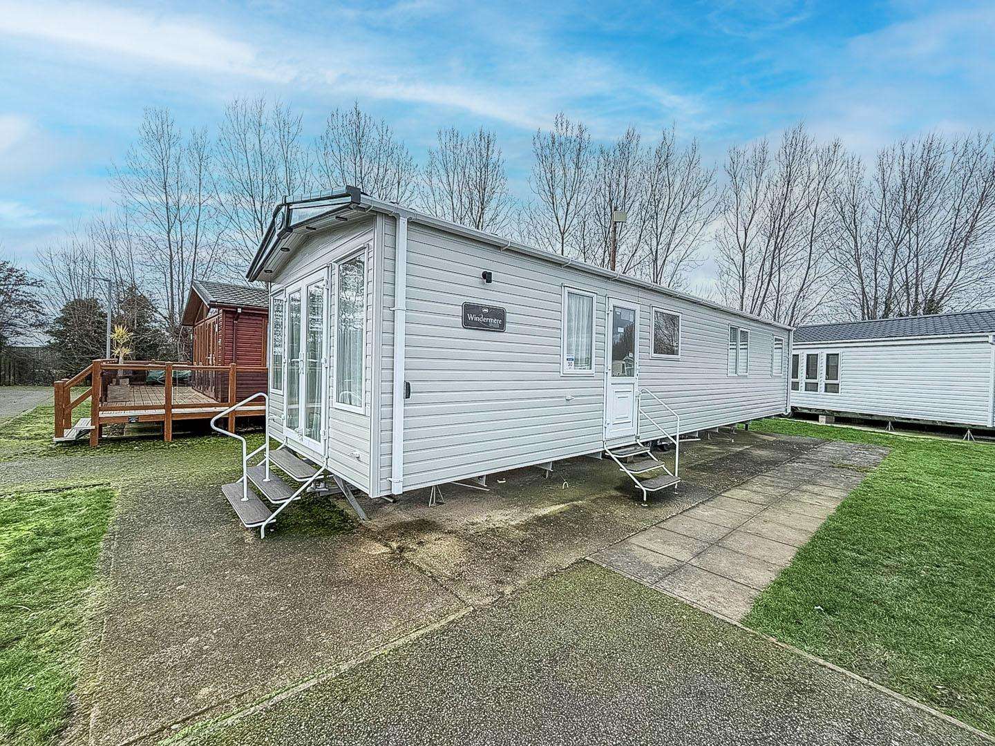 There's nothing quite like a holiday by the beach to bring families together. Enjoy a UK getaway in this lovely dog-friendly, 8 berth caravan located on Manor Park Holiday Park. - property