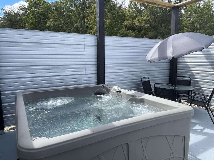 Blue Ridge Mountain Cottage Preview 0