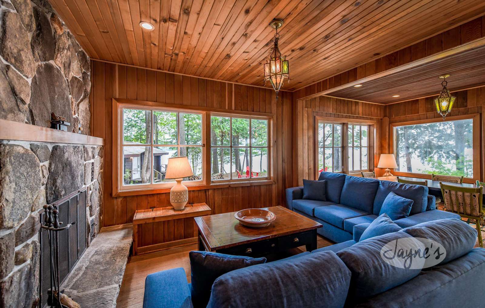 Cookhouse - Living Room
