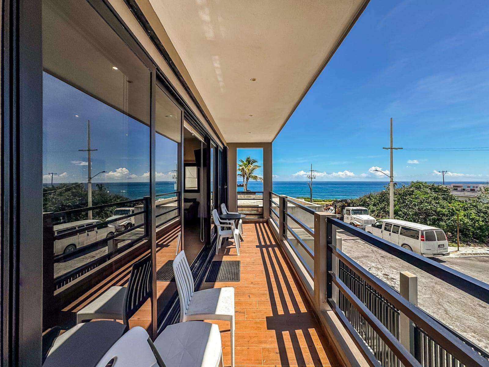 Balcony - property