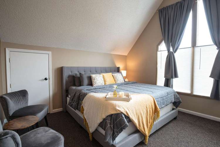 Wine View Room Preview 0