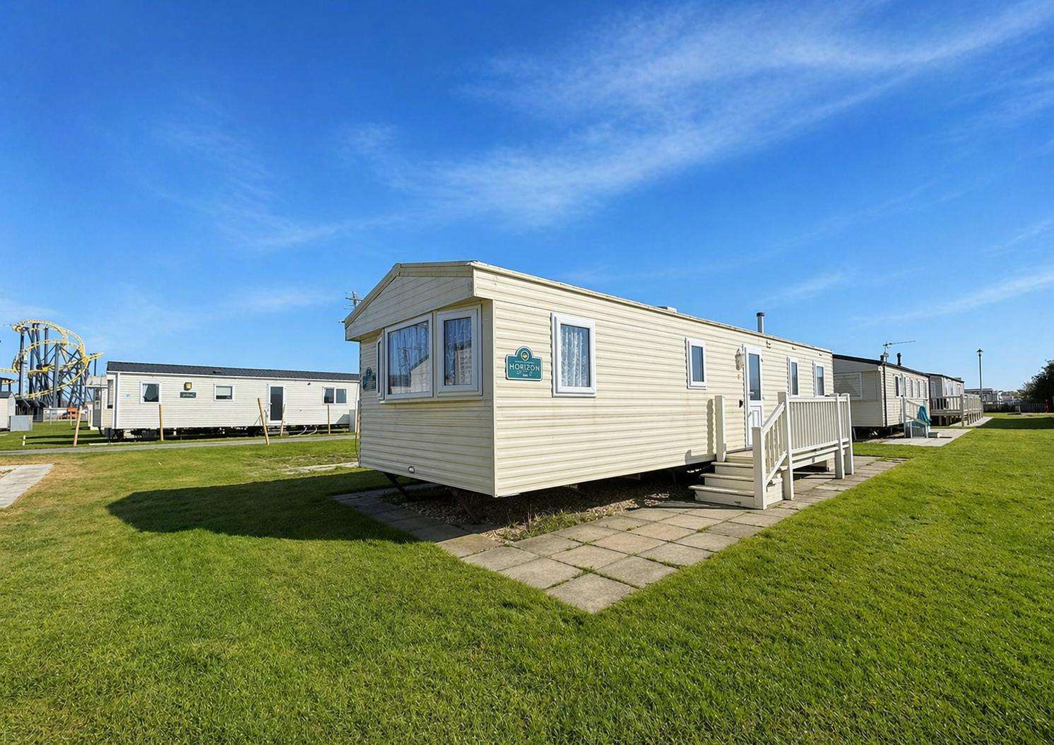 Enjoy a staycation near Skegness, this caravan on Eastgate is perfect for exploring the nearby theme park Fantasy Island. Sleeping 8 its ideal for the whole family. - property