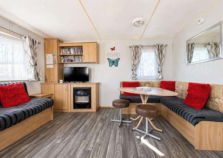 58012D⛱️ – D Area – 3 bed, 8 berth caravan with double glazing. Emerald rated. Preview 4