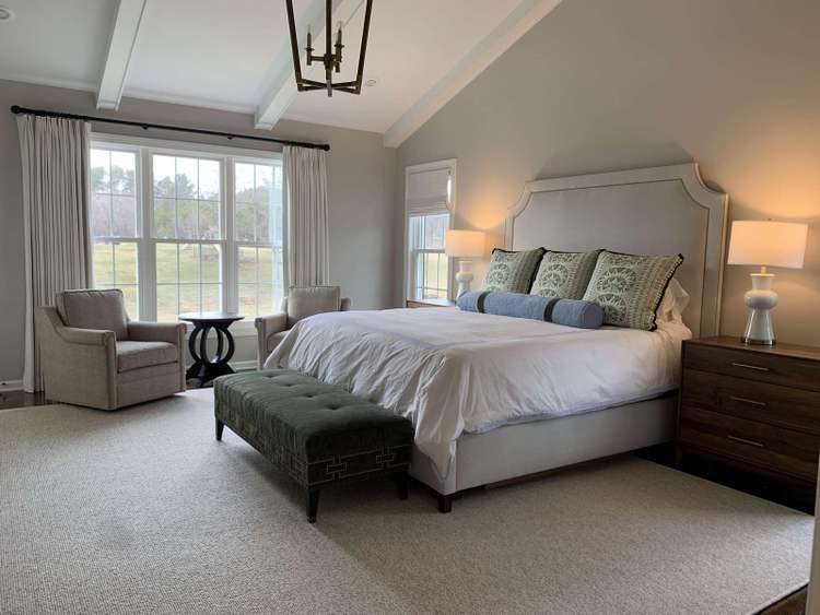 5 Bedroom in Secluded Neighborhood Preview