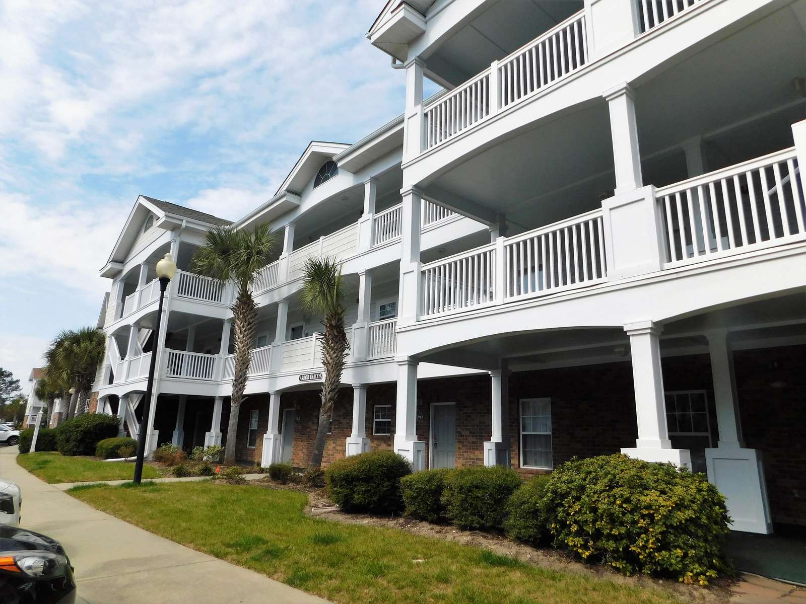 Arbor Trace Building 9