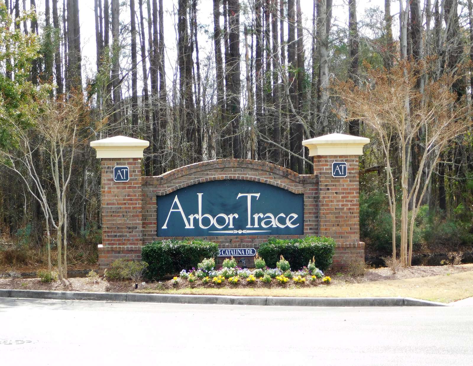 Arbor Trace Condos Entrance