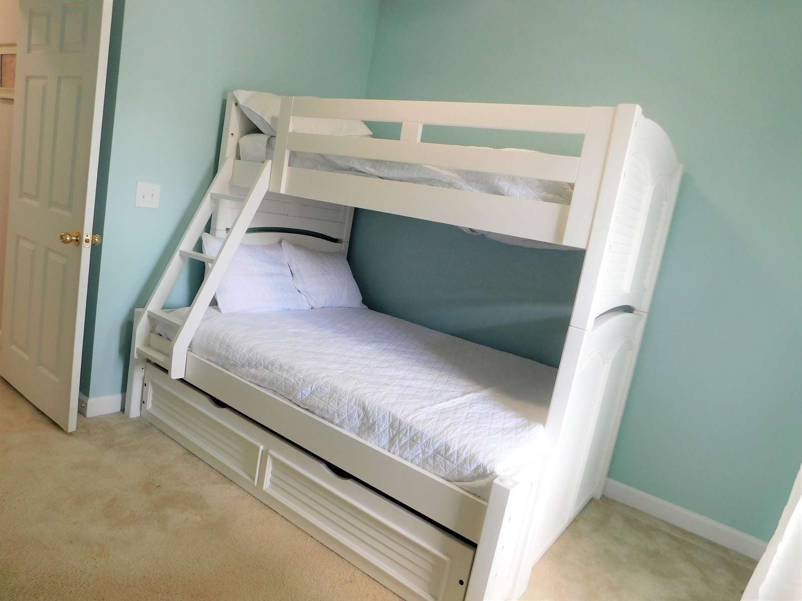 Bunk room