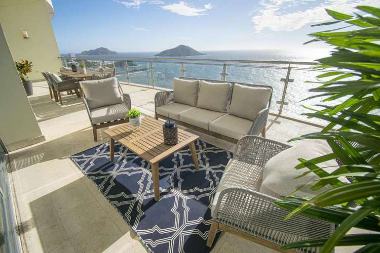 Experience Penthouse Living-Solaria Tower Preview