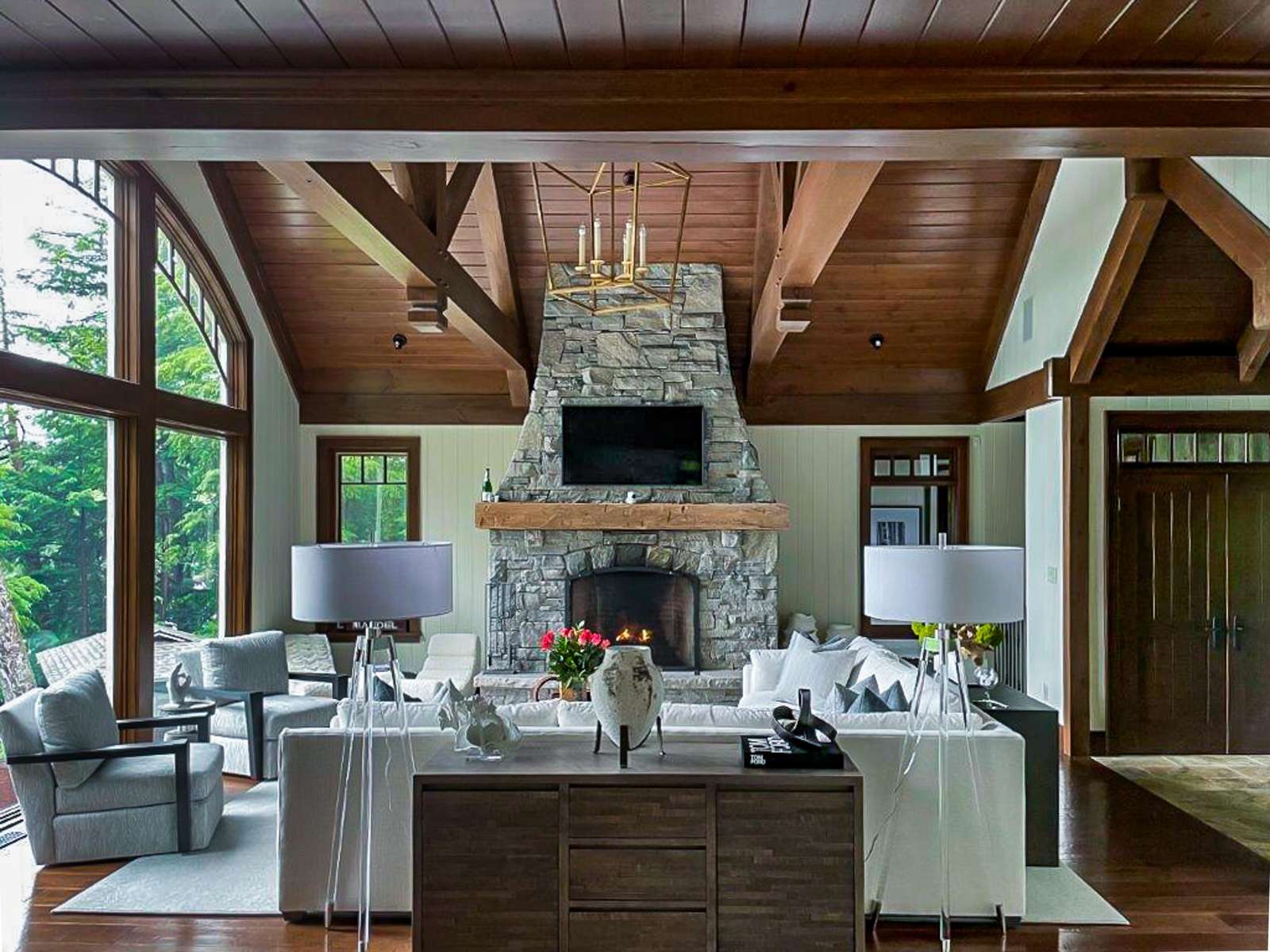 Great Room & Fireplace