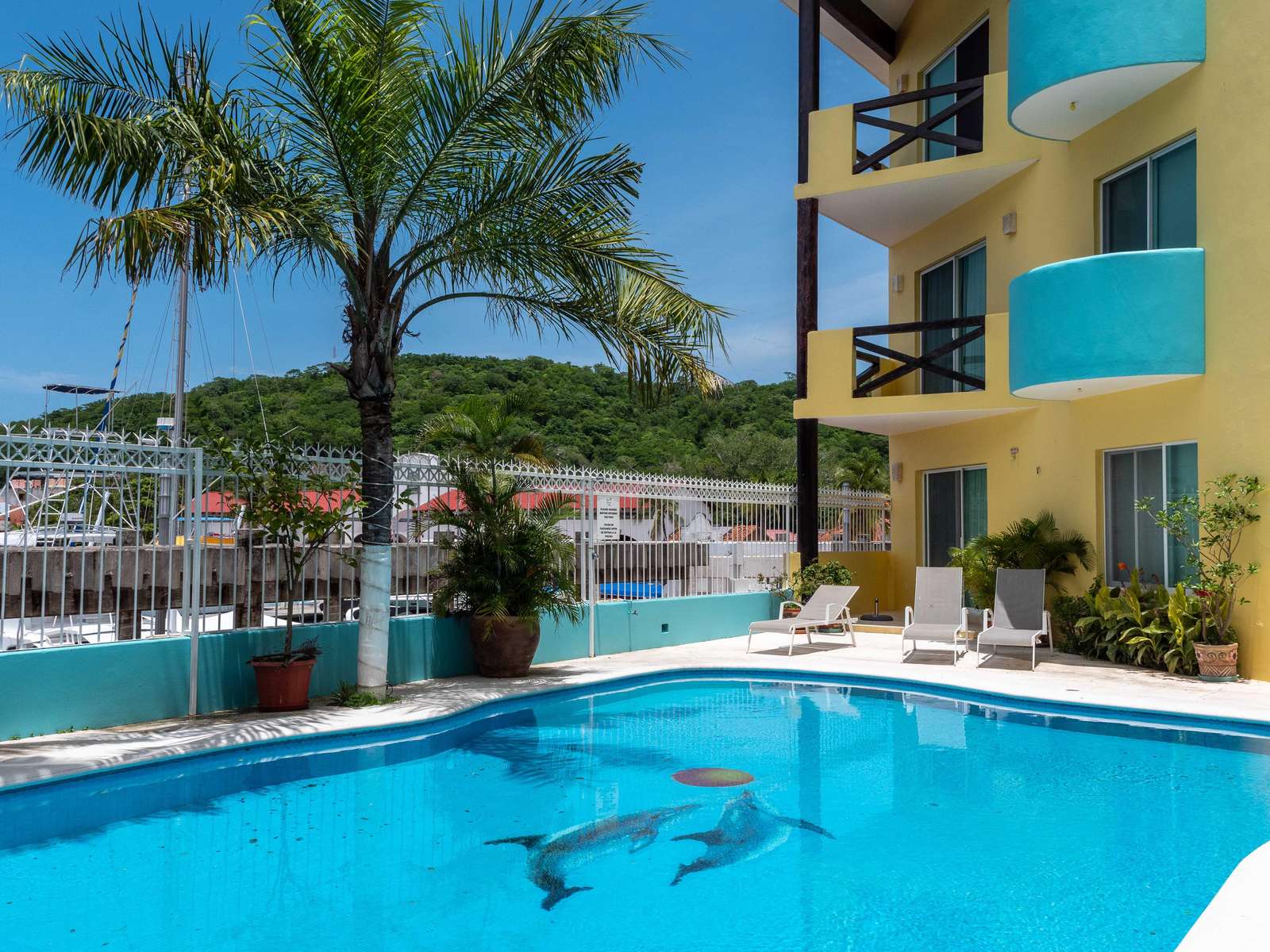 92951 – Real Marina Blue Preview 0