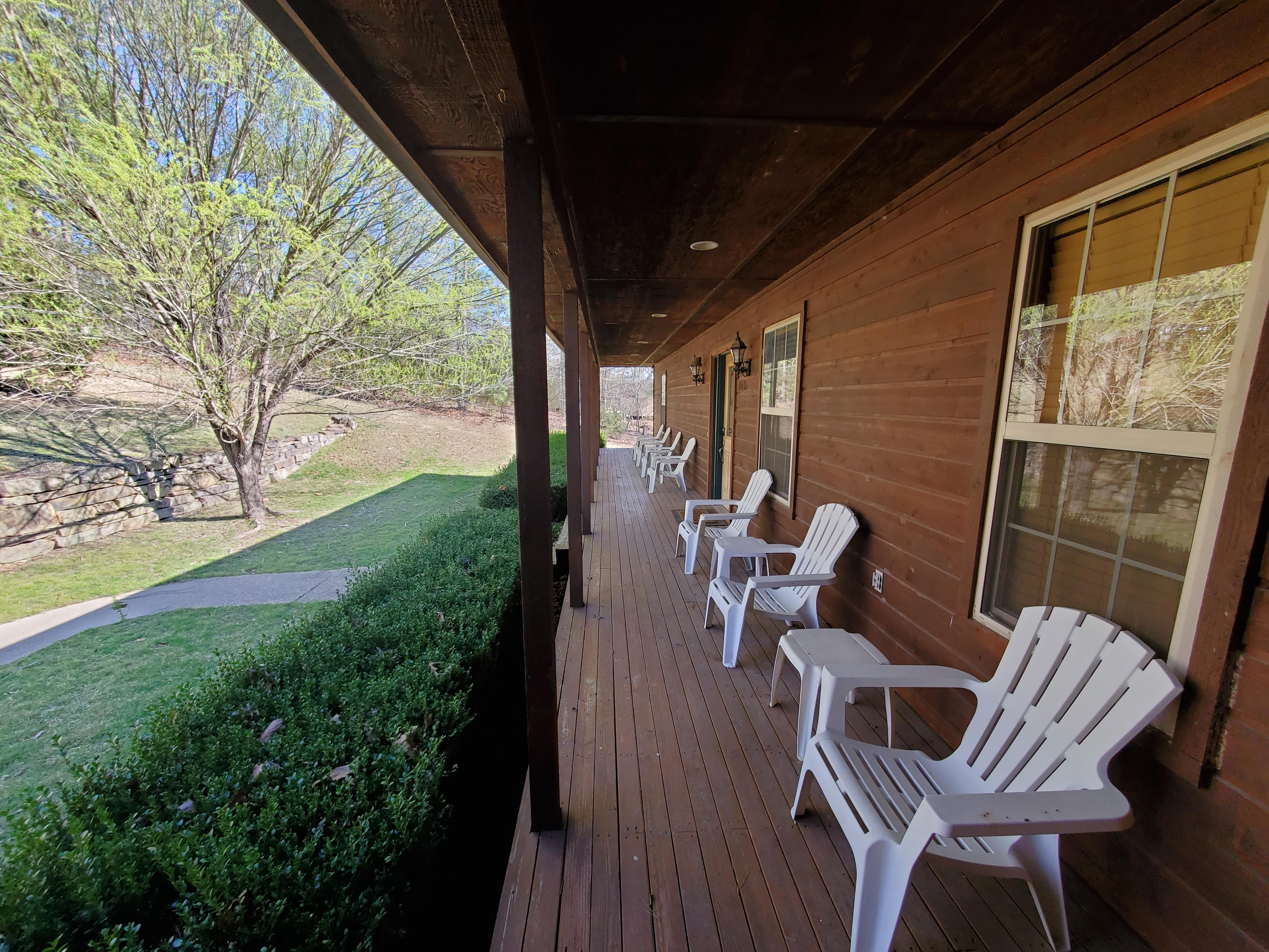 BONNIE’SLakefrontWoodedVery Nice Home! Beaver Lake Vacation Rentals, LLC