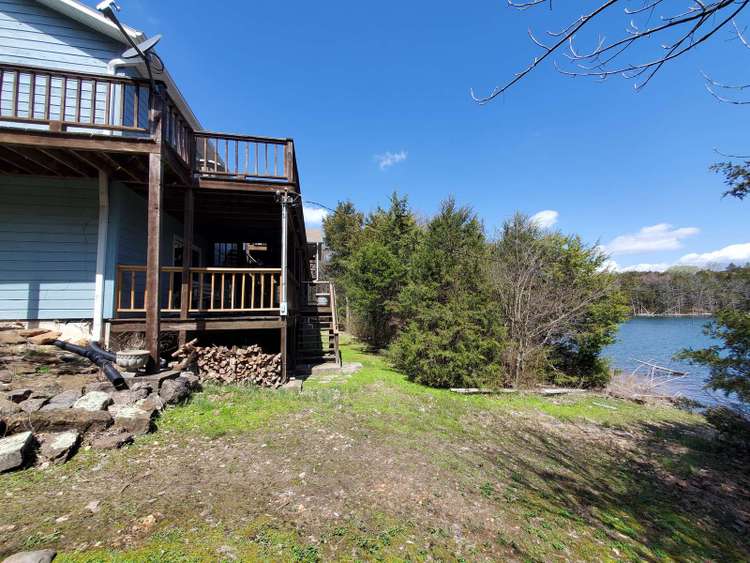 Owls Nest-Lakefront-Private Wooded Setting Sleeps 16 Preview 0
