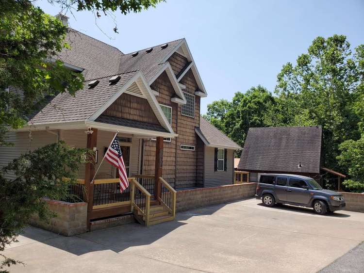 Camp Roberts-Lakefront-Sleeps 19-Big Lake View-Very Nice Home Preview 0