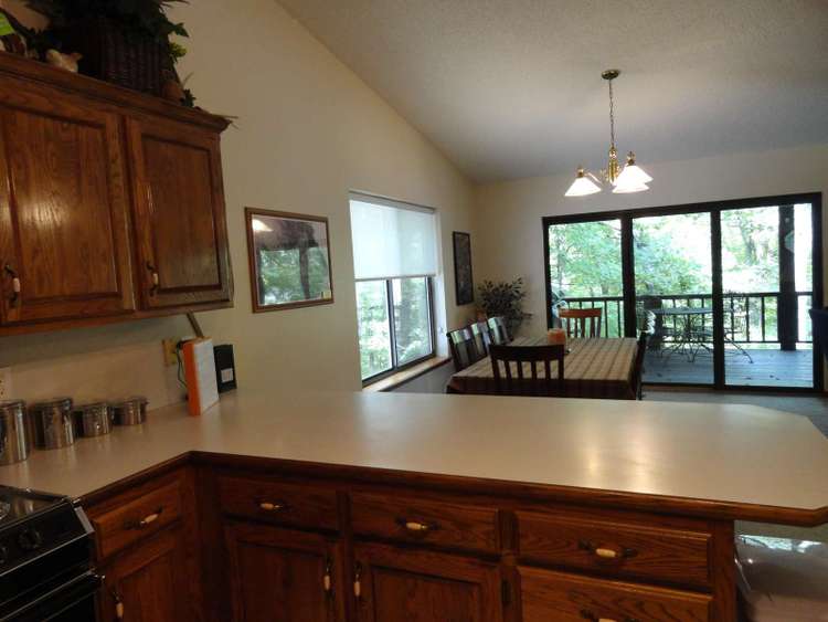 Vacation Rentals Beaver Lake Vacation Rentals, LLC Page 3