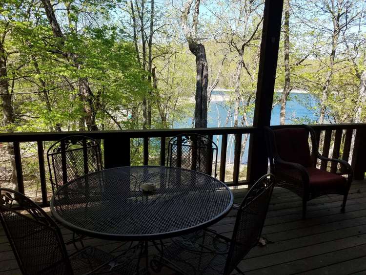 Vacation Rentals Beaver Lake Vacation Rentals, LLC Page 3